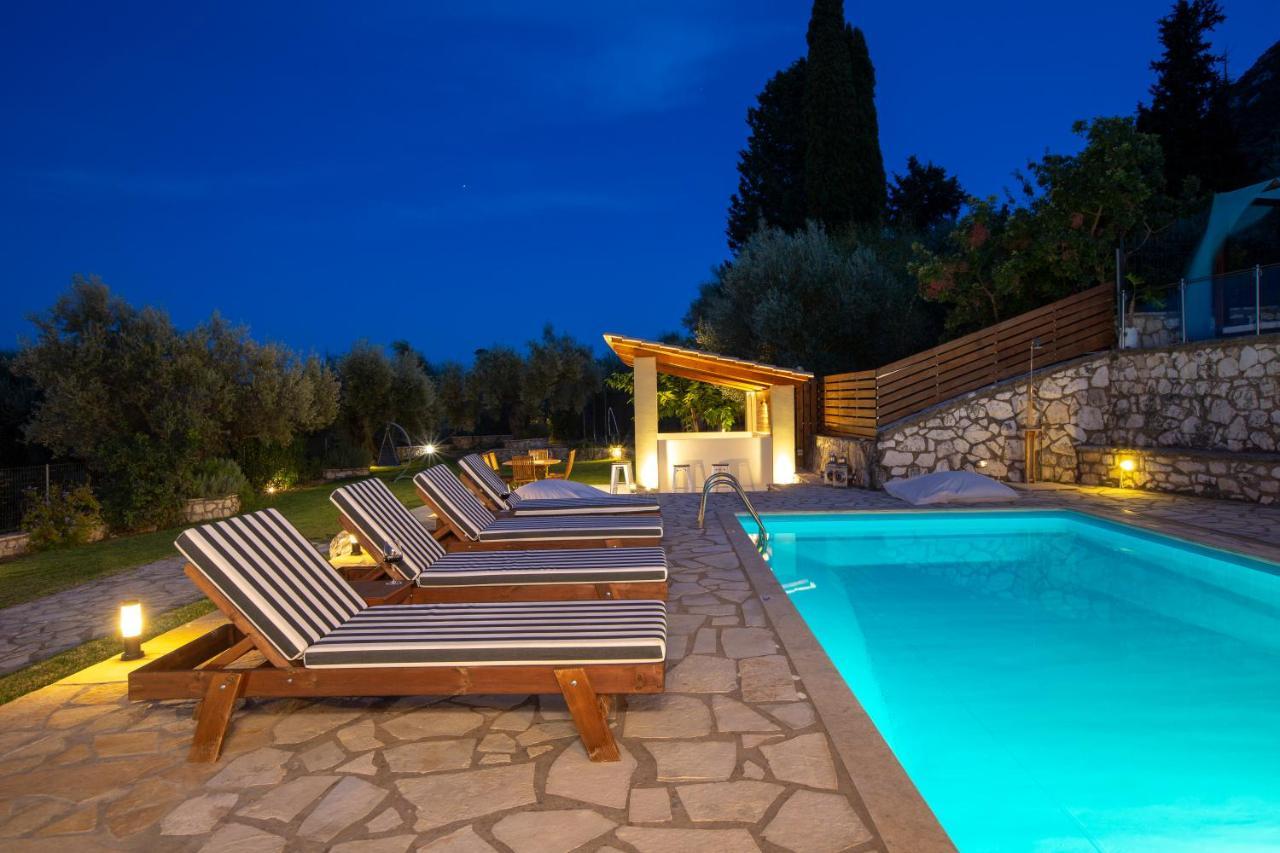 Villa Artemis Nikiana Buitenkant foto