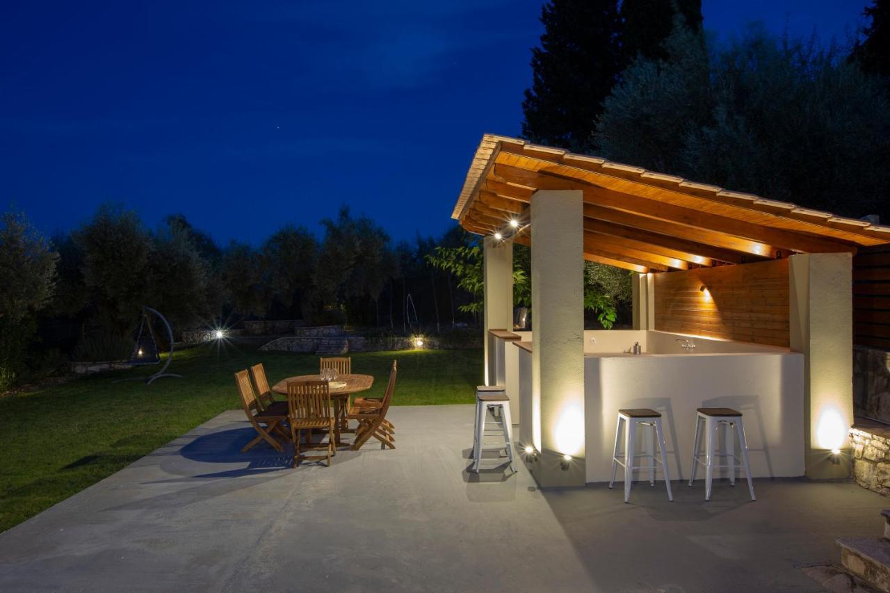 Villa Artemis Nikiana Buitenkant foto