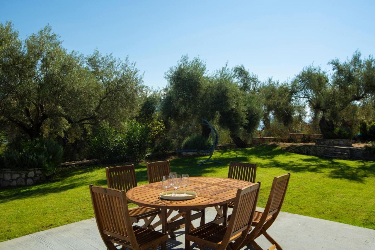 Villa Artemis Nikiana Buitenkant foto